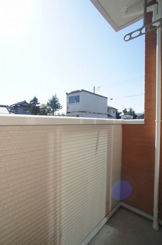 バルコニー　図面と現状に相違がある場合には現状を優先