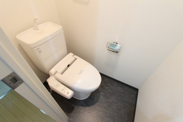 トイレ　※参考写真