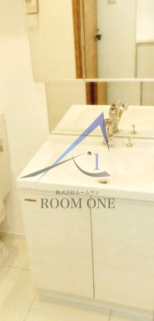 洗面設備　洗面台です。