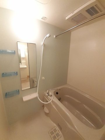 バス・シャワールーム　日々の暮らしに欠かせないお風呂です