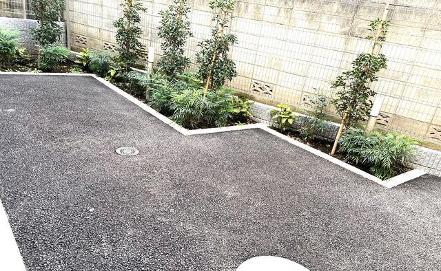 その他共有部分　敷地内中庭?