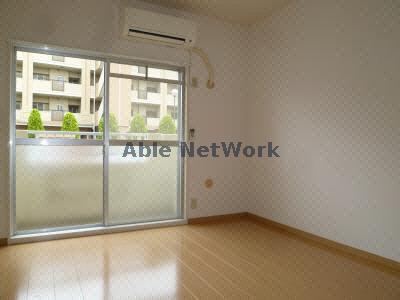 居室・リビング　別部屋