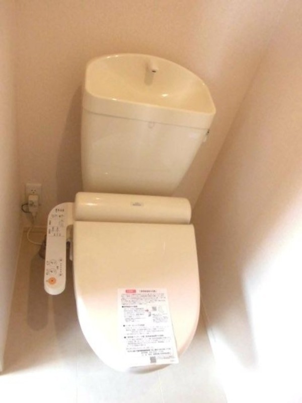 トイレ　図面と現状に相違がある場合には現状を優先