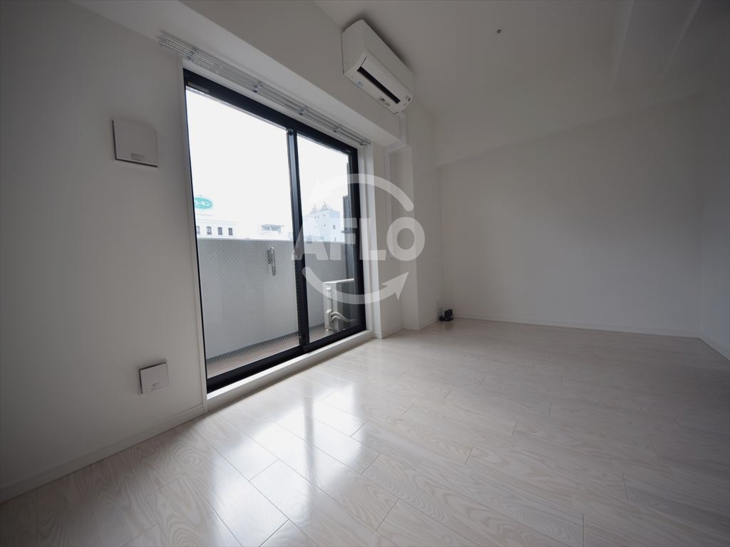 居室・リビング　ルーエ本町　洋室