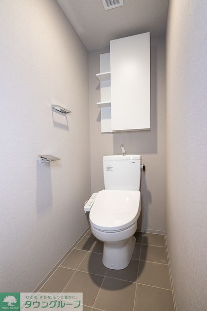 トイレ　※写真は同タイプ住戸です。