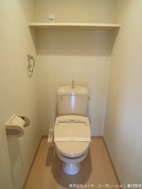 トイレ　写真は同型タイプ