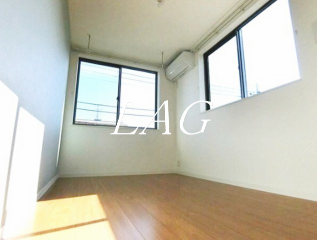 居室・リビング　洋室のお部屋です。