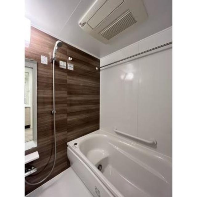 バス・シャワールーム　※写真は同タイプ住戸です。