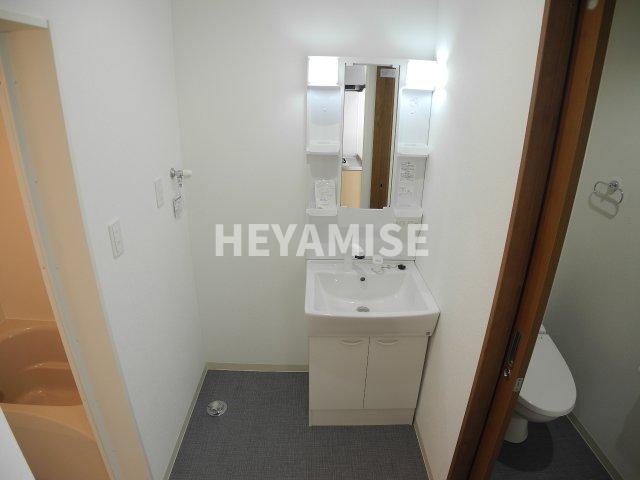 洗面設備　※室内画像は別号室のもの