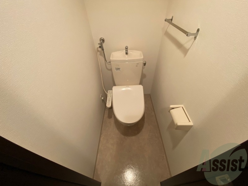 トイレ　トイレです。ウォシュレット付を探している方、おすすめです。