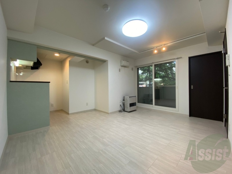 居室・リビング　広くてキレイなお部屋が広がっていて、充実した生活が送れそう。