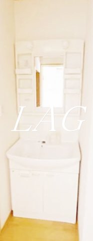 洗面設備　独立洗面台です。