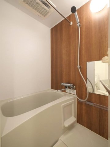バス・シャワールーム　風呂