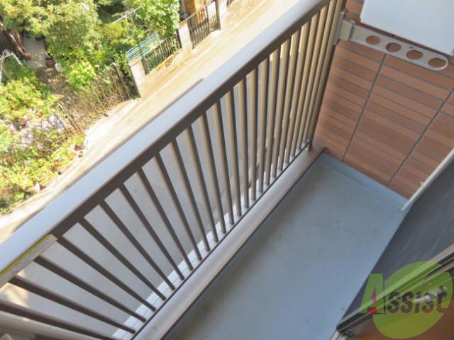 バルコニー　少し小さくても洗濯物はちゃんと外に干せますよ。