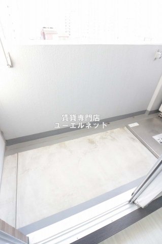 バルコニー　バルコニー付きで採光＆風通し良好！