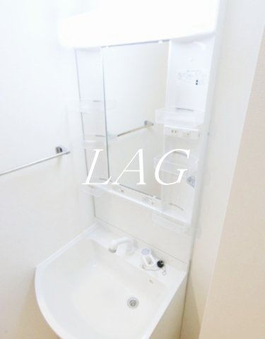 洗面設備　独立洗面台です。