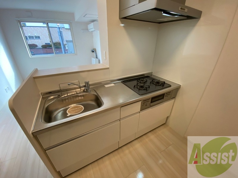 キッチン　キッチンはスペースも広々していて使いやすそうですよ！