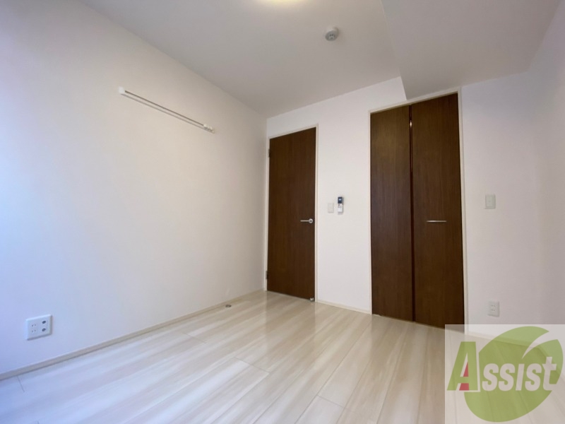 その他部屋・スペース　寝室です。二部屋をどう使うかはあなた次第です！