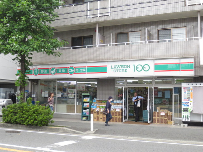 コンビニ　ローソン（コンビニ）まで352m