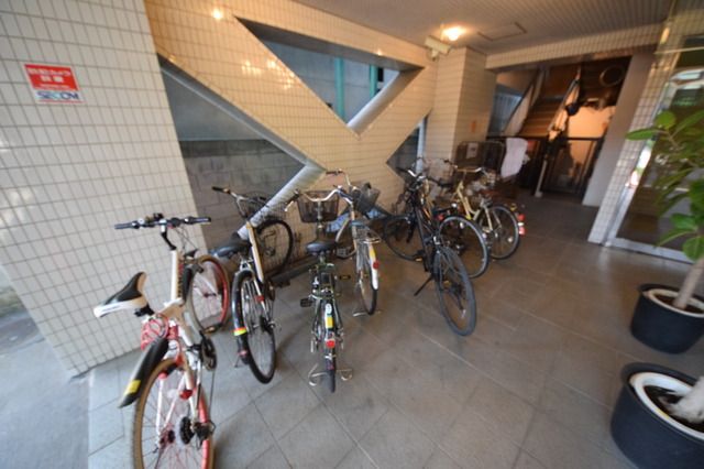 駐車場　駐輪場