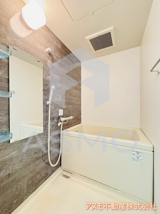 バス・シャワールーム　同マンション別部屋参考写真