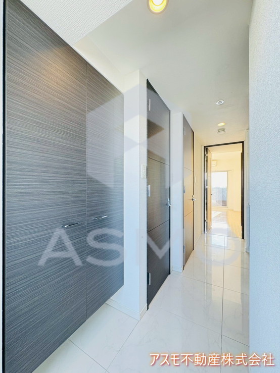 玄関　同マンション別部屋参考写真