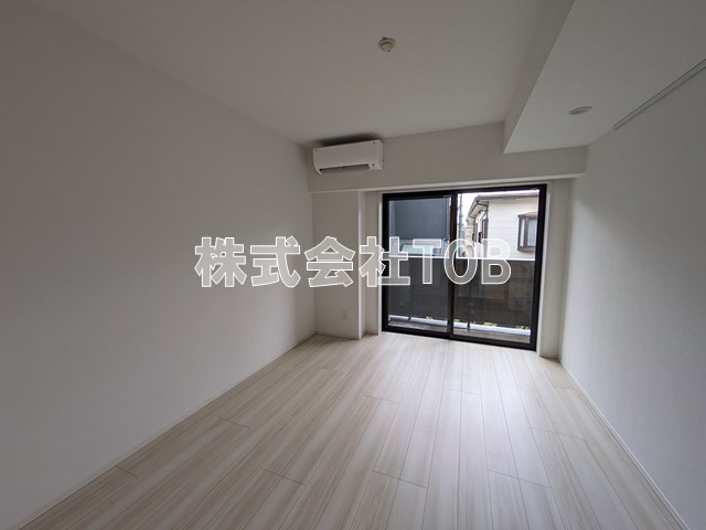 居室・リビング　9.1帖洋室