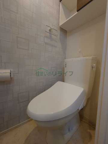 トイレ　別部屋の参考写真となります