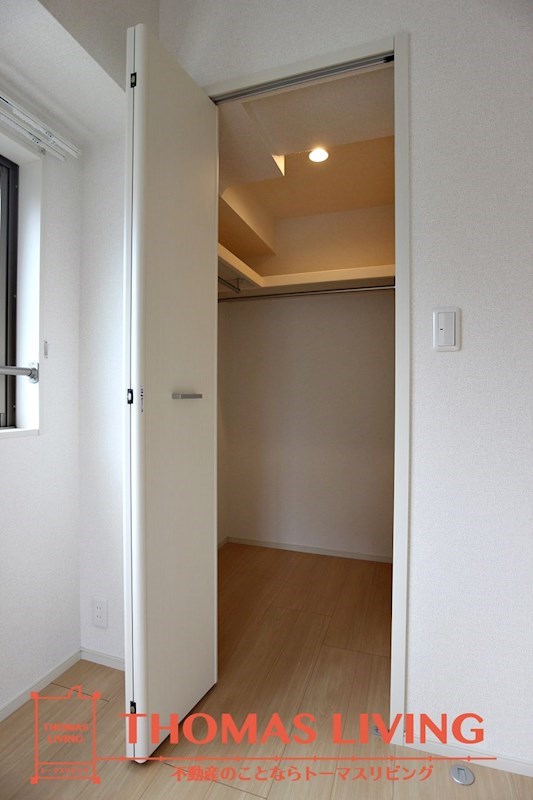 収納　大容量のウォークインクローゼットです。