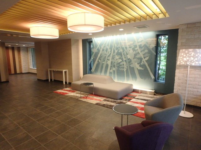 ロビー　※参考写真