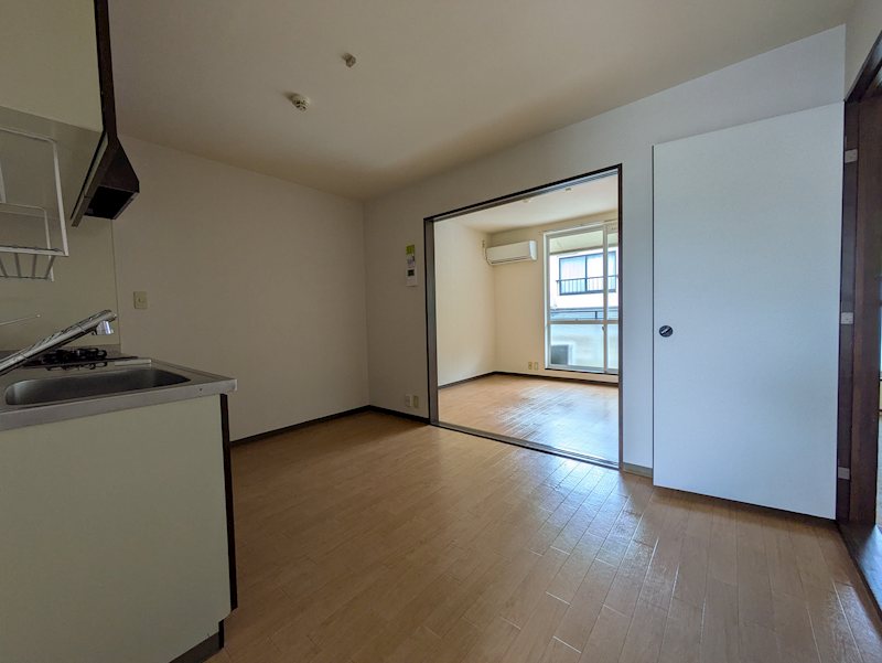 居室・リビング　※同物件別部屋画像の為仕様が異なる場合がございます