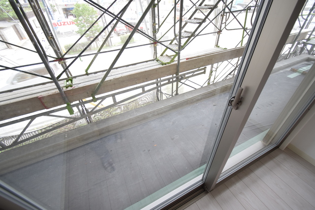 バルコニー　バルコニー