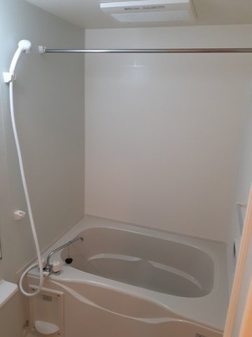 バス・シャワールーム　お風呂で日々の疲れを落としましょう