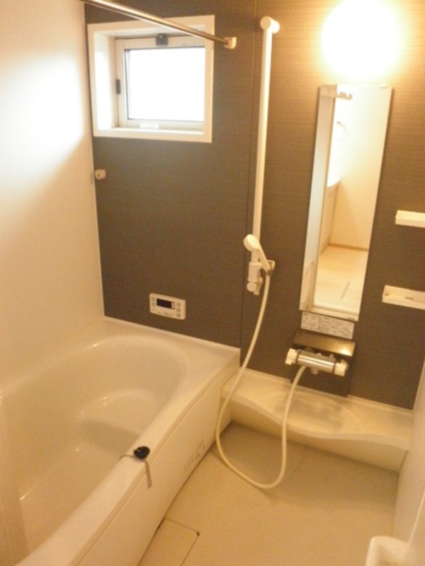 バス・シャワールーム　図面と現状に相違がある場合には現状を優先