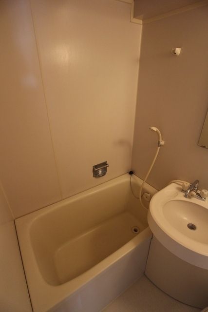 バス・シャワールーム　★バスルーム★※別号室参考写真です※