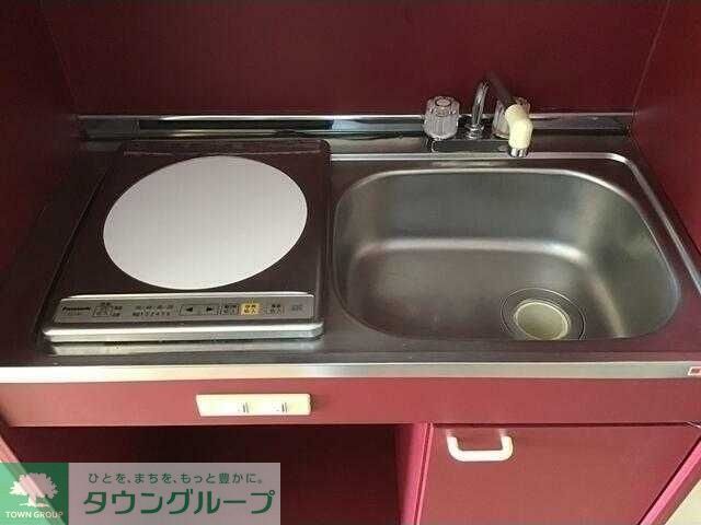 キッチン　同建物別号室別タイプ参考写真です