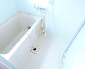 バス・シャワールーム　お風呂で日々の疲れを落としましょう