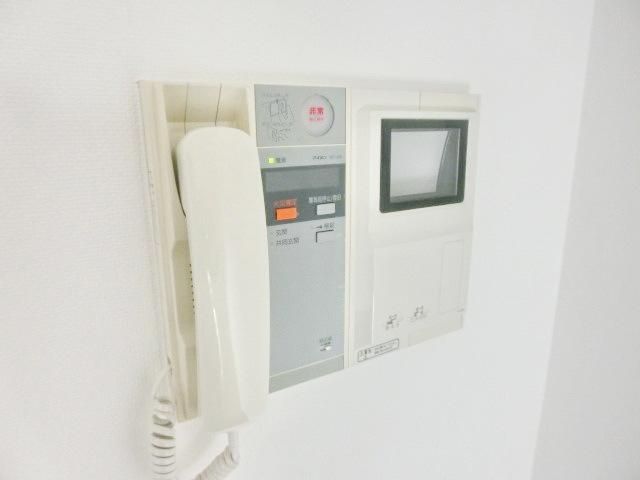 セキュリティ　モニター付きインターホン