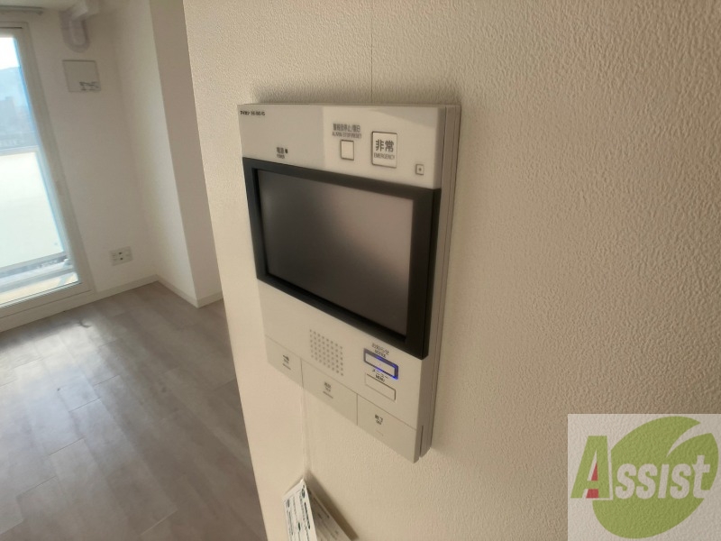 セキュリティ　ＴＶモニター付インターホンです。来客者の顔が見えるので安心！