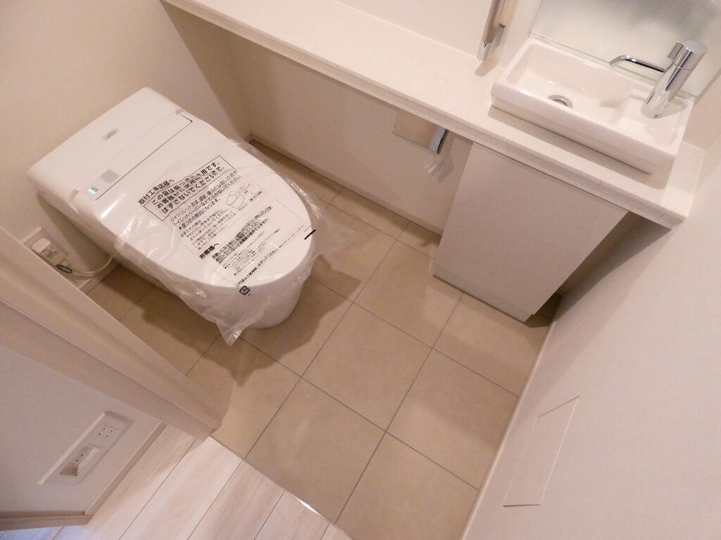 トイレ　トイレ