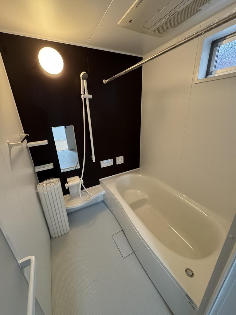 バス・シャワールーム　追炊き機能付き