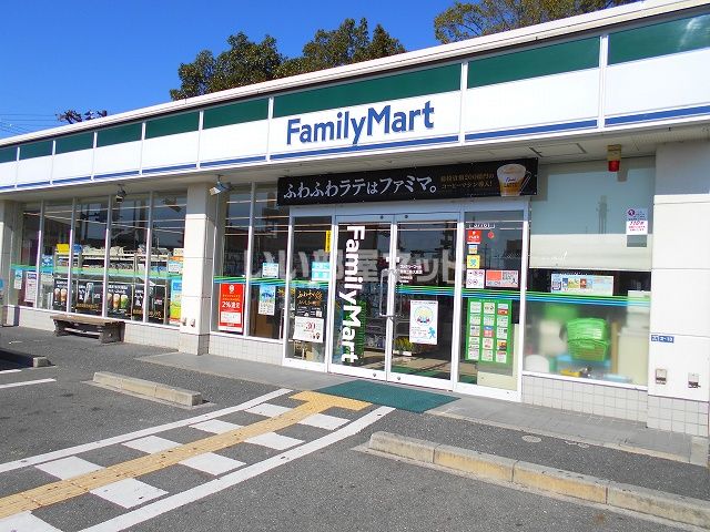 コンビニ　ファミリーマート 奈良二条大路店（コンビニ）まで324m