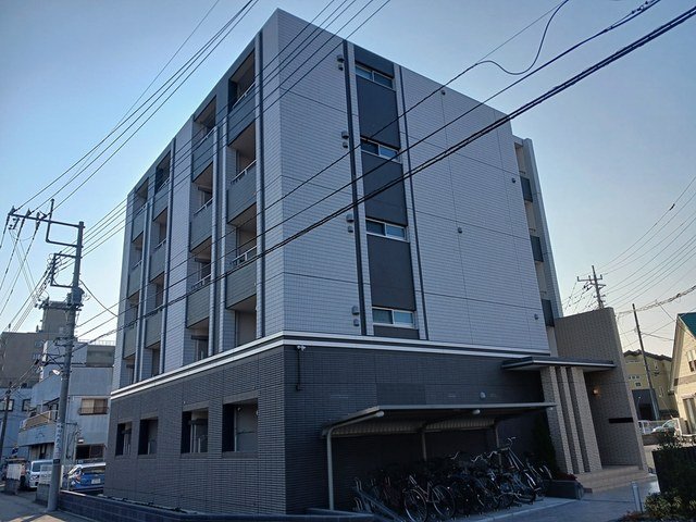 建物外観　落ち着いた雰囲気の外観です