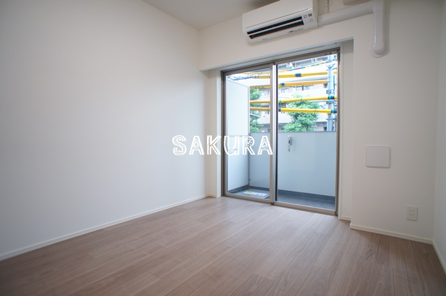 居室・リビング　使いやすい形の為、レイアウトを楽しめます♪