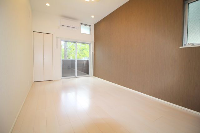 居室・リビング　別室の写真使用