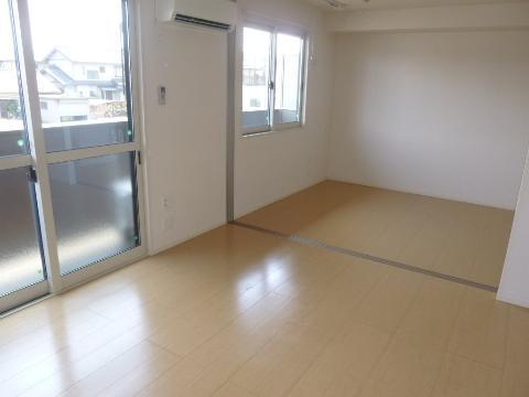 居室・リビング　リビング