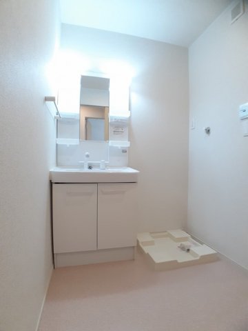 洗面設備　忙しい朝には欠かせない洗面所です