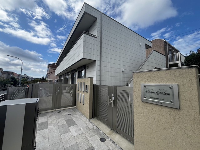 建物外観　築浅2021年9月完成耐震耐火旭化成ヘーベルメゾン