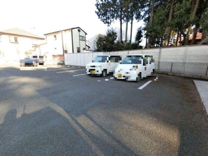 駐車場　駐車場