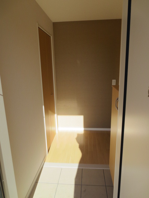 玄関　別の部屋の写真です